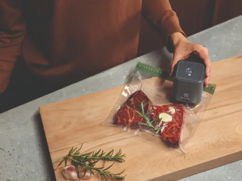 вакууматор для упаковки Electrolux EVSK1 купить