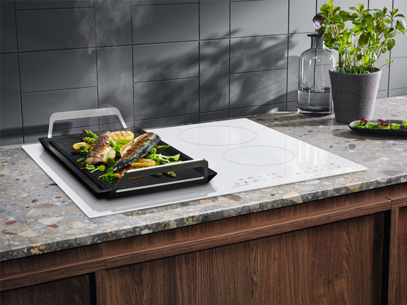 варочная поверхность Electrolux LIV63431BW купить