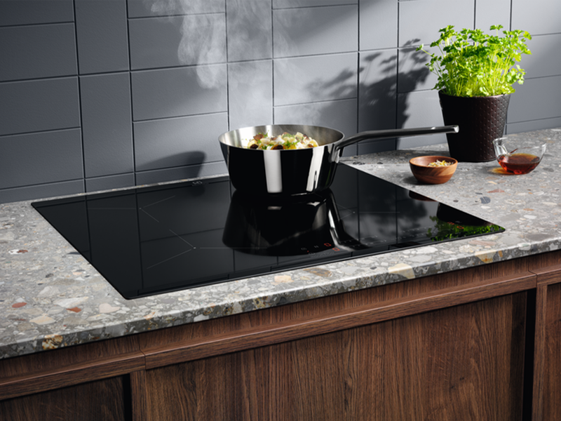 варочная поверхность Electrolux EIT61443B купить