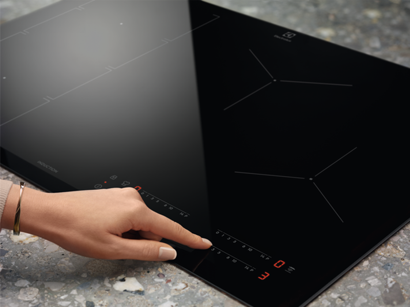 варочная поверхность Electrolux EIT60443X купить