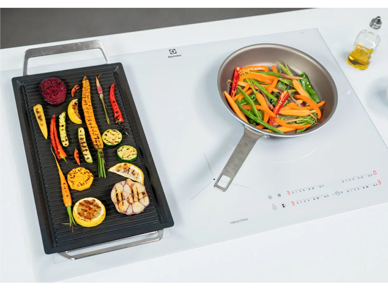 варочная поверхность Electrolux EIV83443BW купить