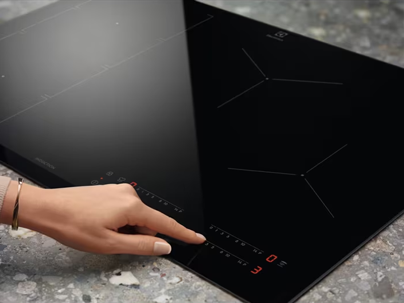 варочная поверхность Electrolux EIV734 купить