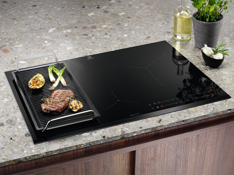 варочная поверхность Electrolux EIS82453 купить